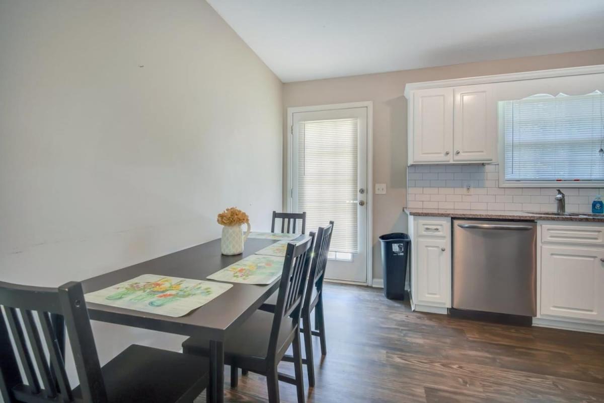 Cozy And Contemporary Villa 1 Mile From Gsu Statesboro Ngoại thất bức ảnh